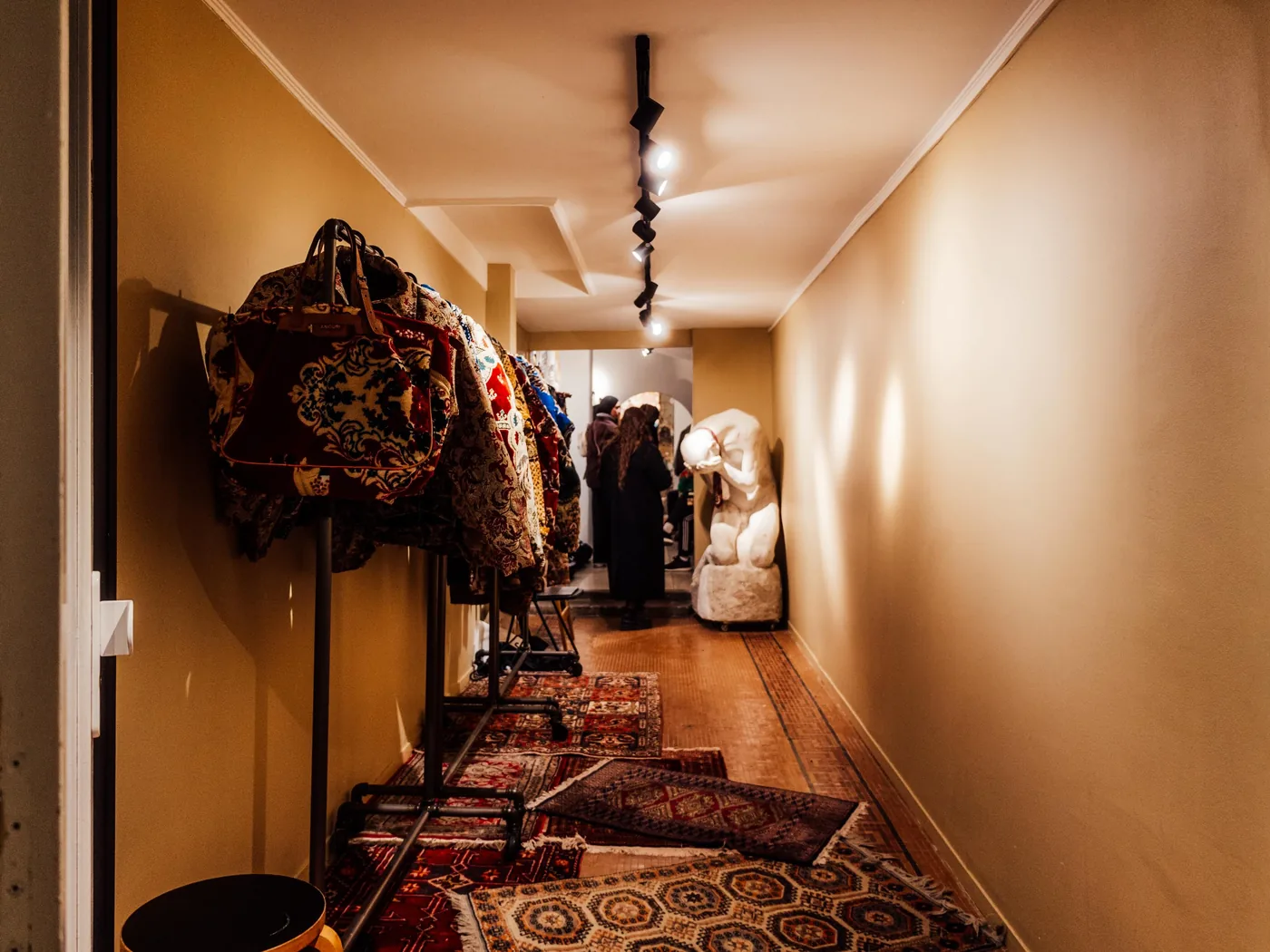Collective Pop Up × Avant Garde